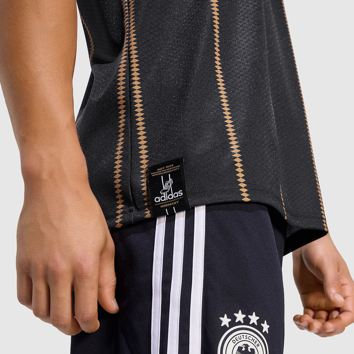 Third 26/27 Men's Shirt